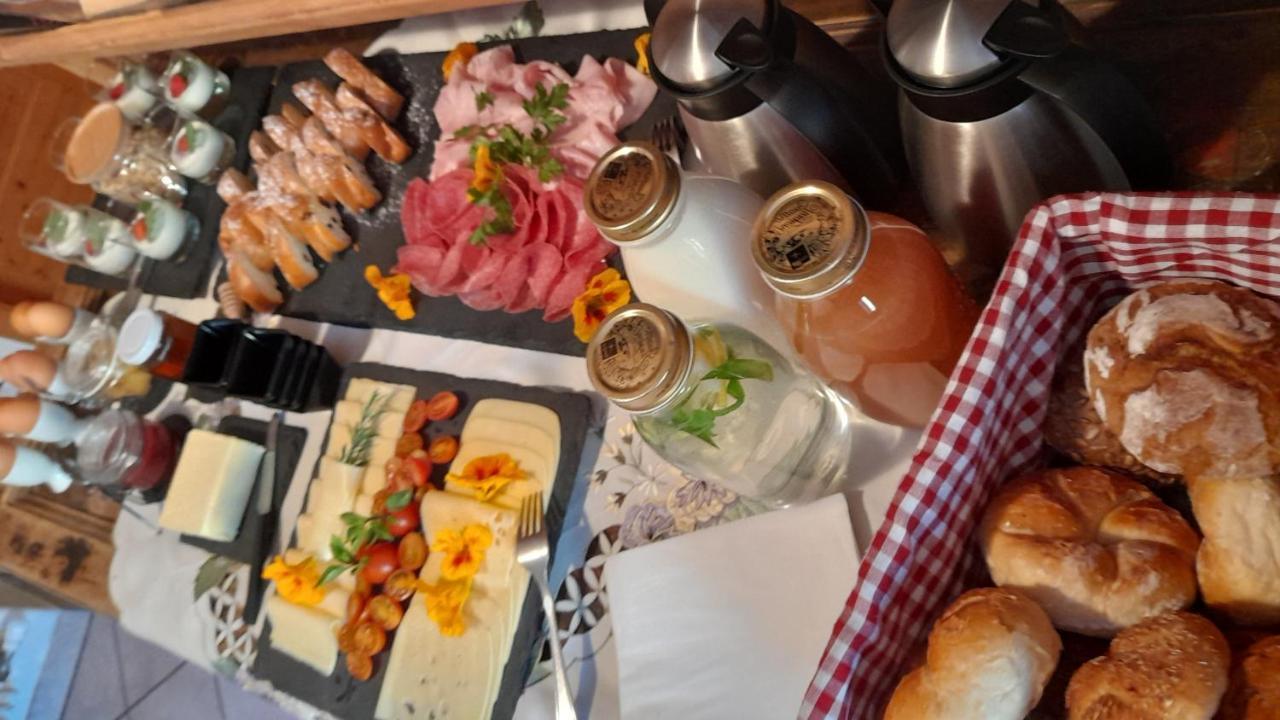 Schweiggerhof -Agriturismo- Farm Holidays Villandro Luaran gambar