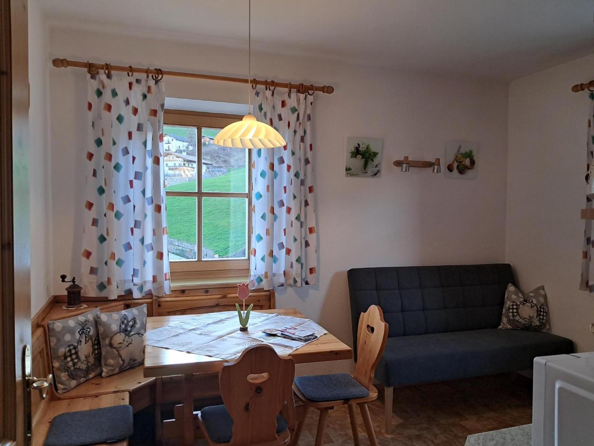 Schweiggerhof -Agriturismo- Farm Holidays Villandro Luaran gambar